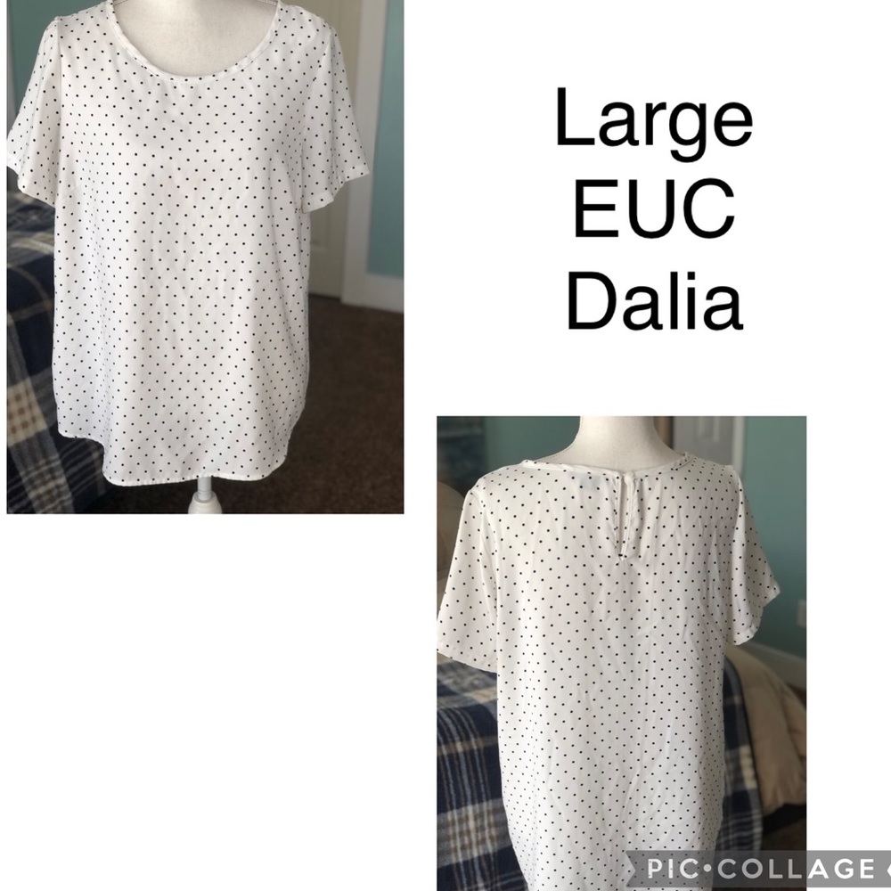 Black & White Polka dot blouse EUC size Large